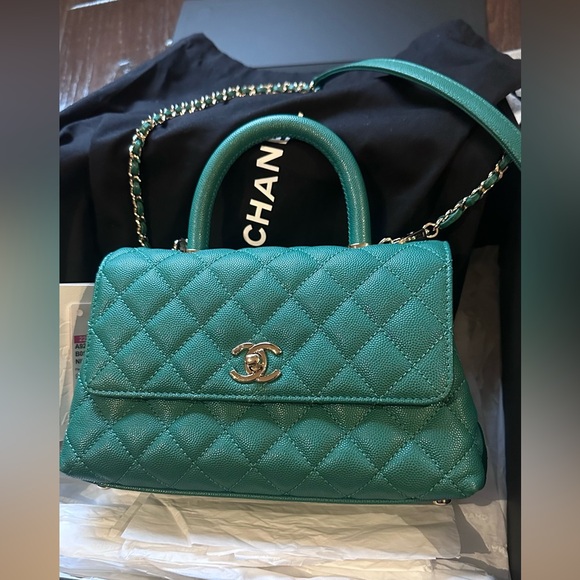 Authentic CHANEL Caviar Quilted Coco Chain Handle Flap emerald Green full set - Picture 4 of 16